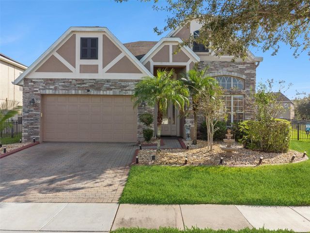 2018 CEDAR PARK LANE, Orlando, FL 32824