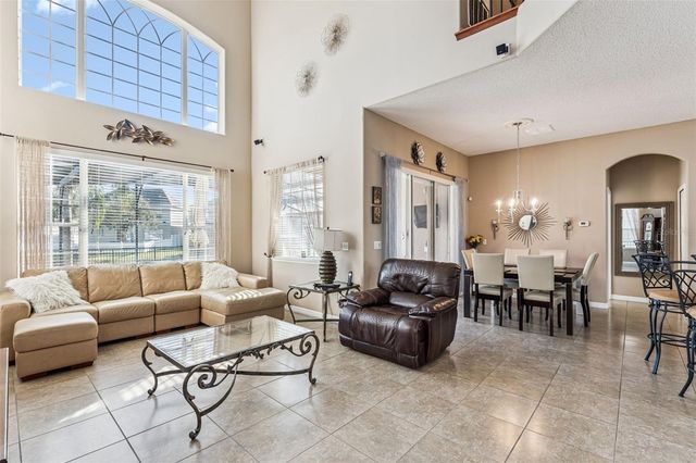 2018 CEDAR PARK LANE, Orlando, FL 32824