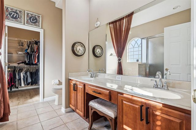 2018 CEDAR PARK LANE, Orlando, FL 32824