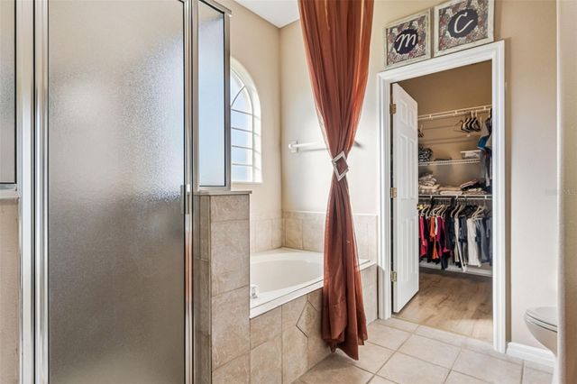 2018 CEDAR PARK LANE, Orlando, FL 32824