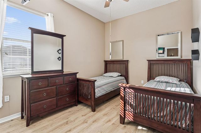 2018 CEDAR PARK LANE, Orlando, FL 32824
