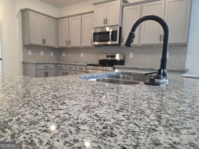 129 Harbor Drive, Macon, GA 31220