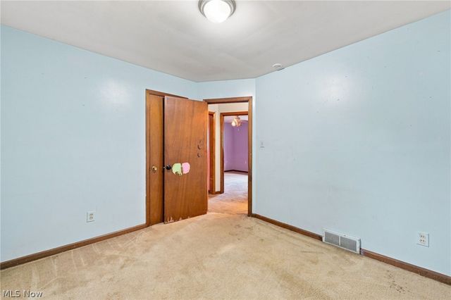 71 23rd Street NW, Barberton, OH 44203