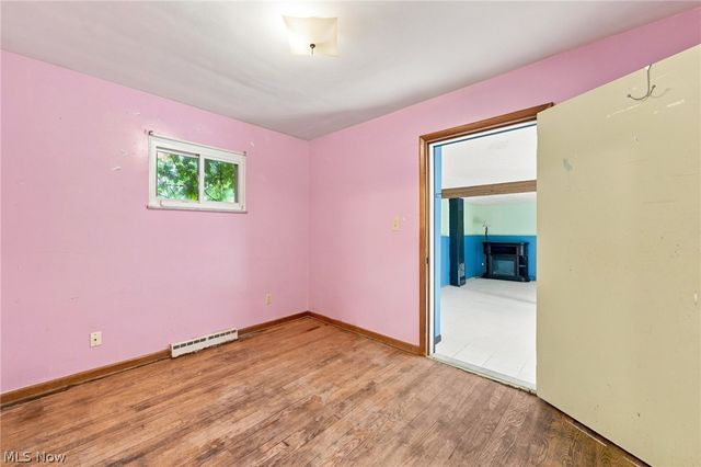 71 23rd Street NW, Barberton, OH 44203