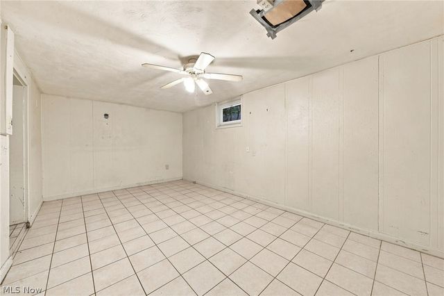 71 23rd Street NW, Barberton, OH 44203