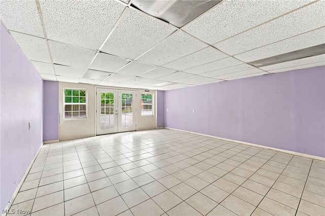 71 23rd Street NW, Barberton, OH 44203