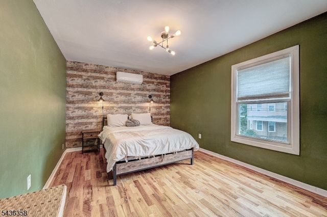 64 Norwood St, Newark City, NJ 07106
