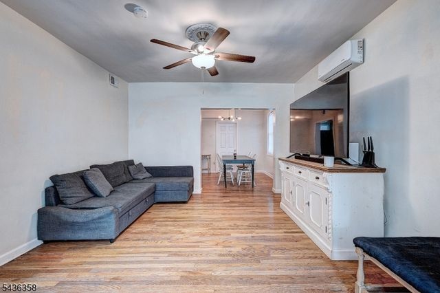 64 Norwood St, Newark City, NJ 07106