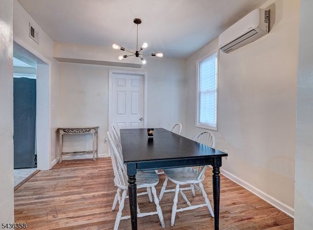 64 Norwood St, Newark City, NJ 07106