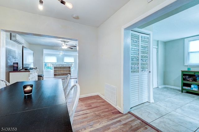 64 Norwood St, Newark City, NJ 07106