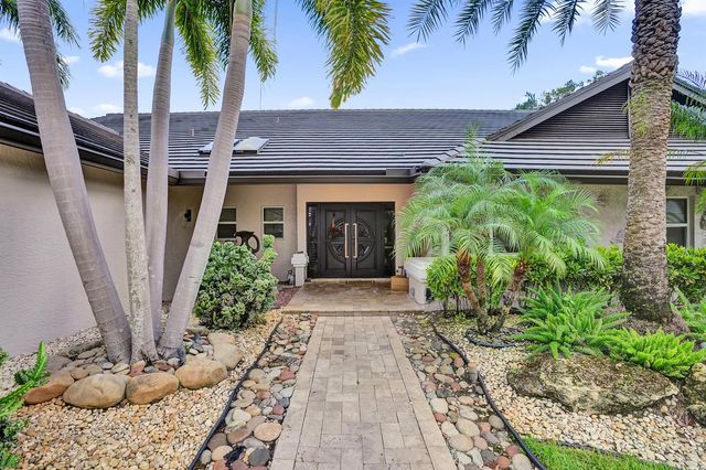 10630 Boca Woods Lane, Boca Raton, FL 33428