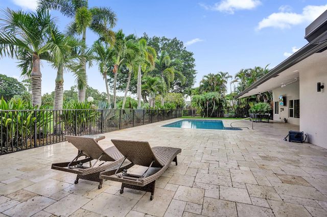10630 Boca Woods Lane, Boca Raton, FL 33428