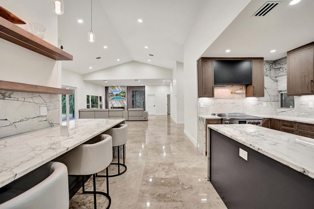 10630 Boca Woods Lane, Boca Raton, FL 33428