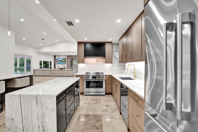 10630 Boca Woods Lane, Boca Raton, FL 33428
