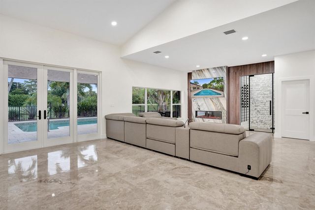 10630 Boca Woods Lane, Boca Raton, FL 33428