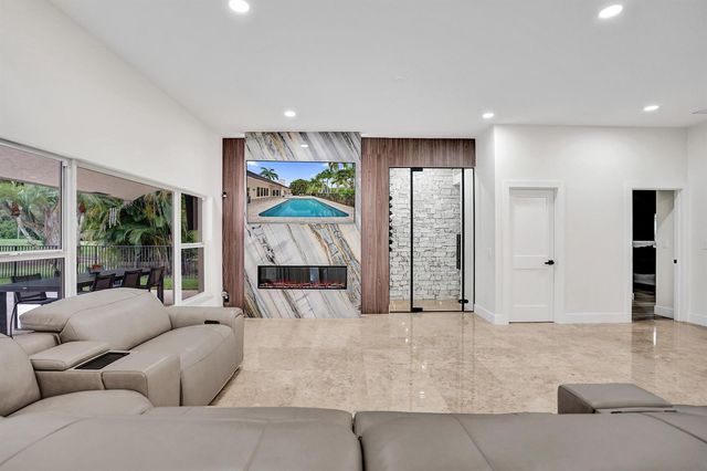 10630 Boca Woods Lane, Boca Raton, FL 33428