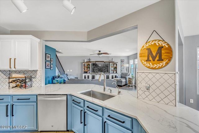 10652 S Silverbluff Drive, Vail, AZ 85641