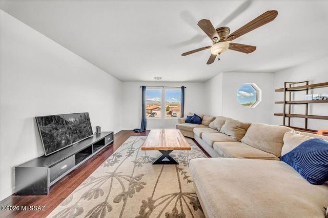 10652 S Silverbluff Drive, Vail, AZ 85641