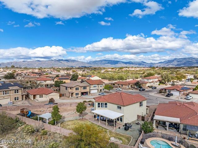 10652 S Silverbluff Drive, Vail, AZ 85641