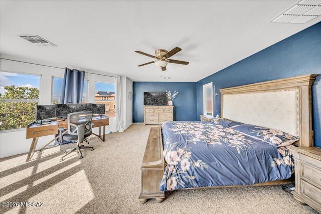 10652 S Silverbluff Drive, Vail, AZ 85641