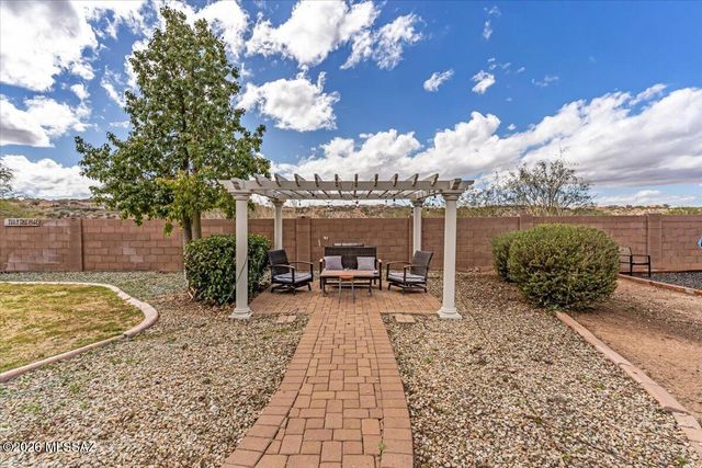 10652 S Silverbluff Drive, Vail, AZ 85641