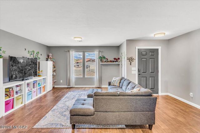 10652 S Silverbluff Drive, Vail, AZ 85641