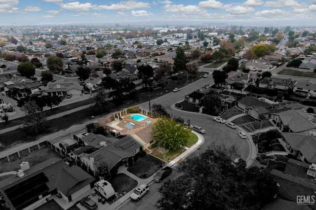 600 Sunset Lane, Taft, CA 93268