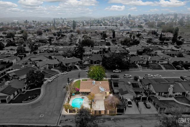 600 Sunset Lane, Taft, CA 93268