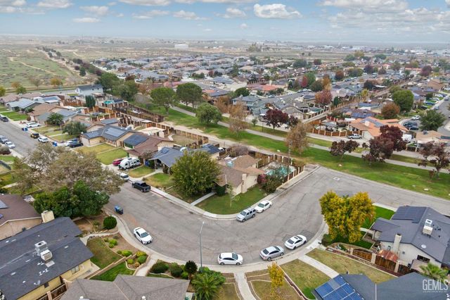 600 Sunset Lane, Taft, CA 93268