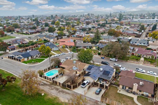 600 Sunset Lane, Taft, CA 93268