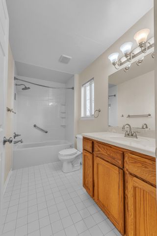 7835 Greene Farm Drive, Ypsilanti Twp, MI 48197