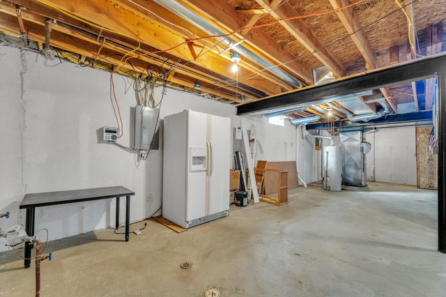 7835 Greene Farm Drive, Ypsilanti Twp, MI 48197