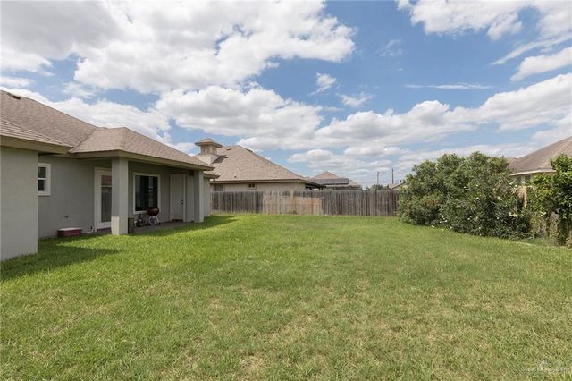 2810 Bobcat Avenue, Edinburg, TX 78542
