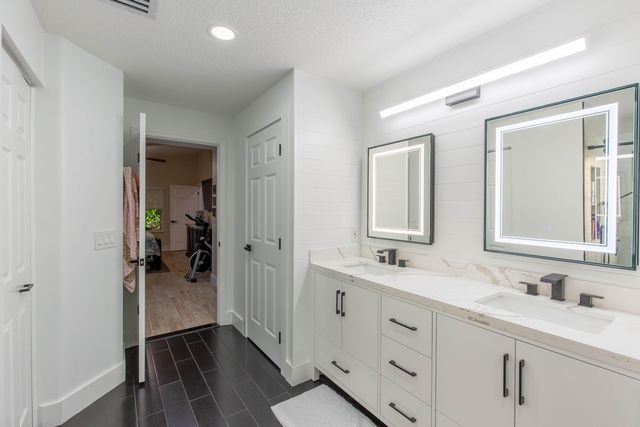 3629 Old Lighthouse Circle, Wellington, FL 33414
