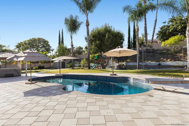1485 Country Vistas Ln, Bonita, CA 91902