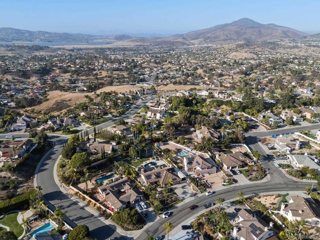 1485 Country Vistas Ln, Bonita, CA 91902