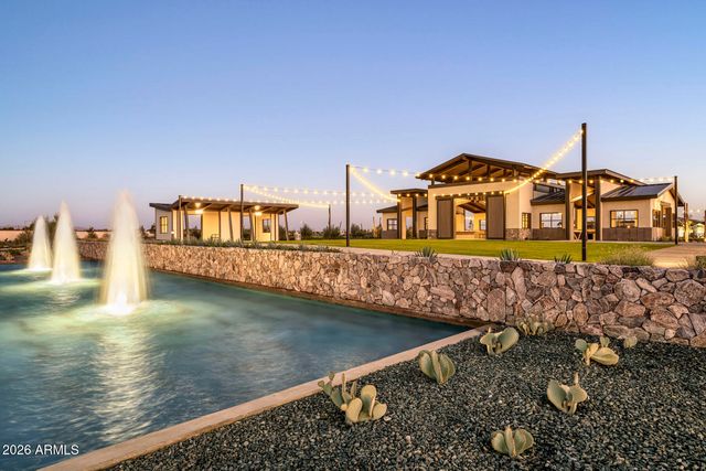 2005 E GORDAL Drive, San Tan Valley, AZ 85140