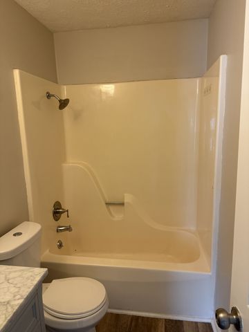 111 Cash Ln, Madison, TN 37115