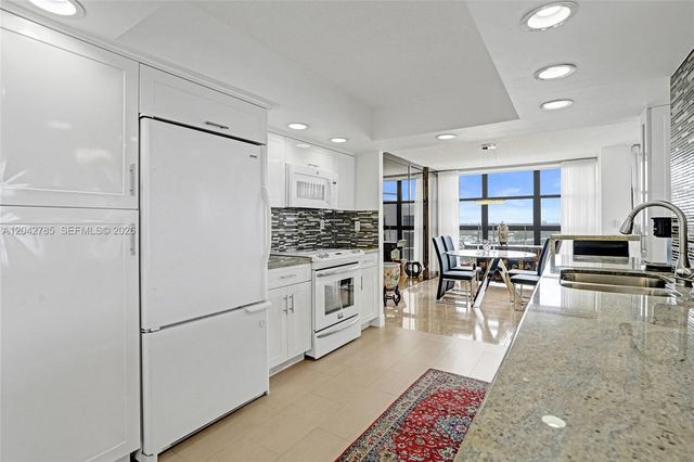 400 Leslie Drive 1110, Hallandale Beach, FL 33009