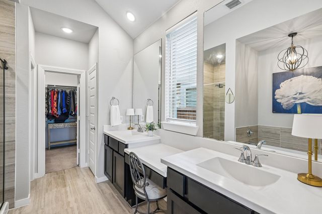 1913 Jumper Fields Drive, Aubrey, TX 76227