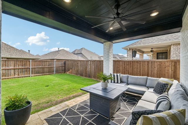 1913 Jumper Fields Drive, Aubrey, TX 76227