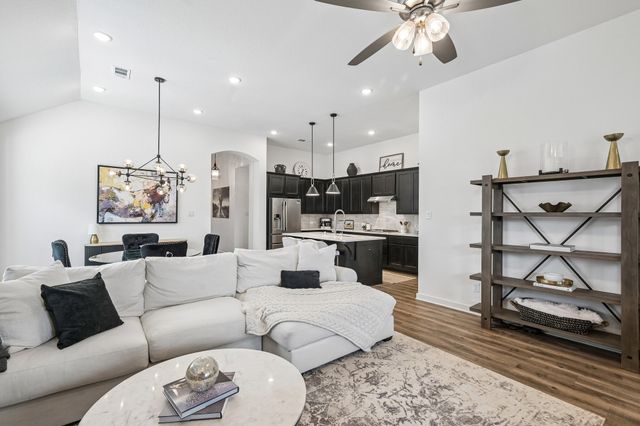 1913 Jumper Fields Drive, Aubrey, TX 76227