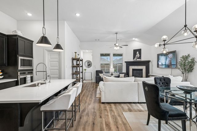 1913 Jumper Fields Drive, Aubrey, TX 76227
