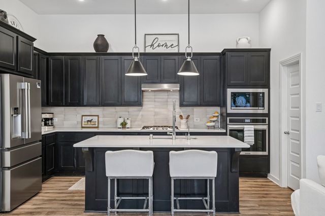 1913 Jumper Fields Drive, Aubrey, TX 76227