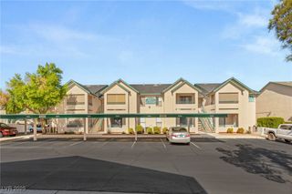 5211 Lindell Road 203, Las Vegas, NV 89118