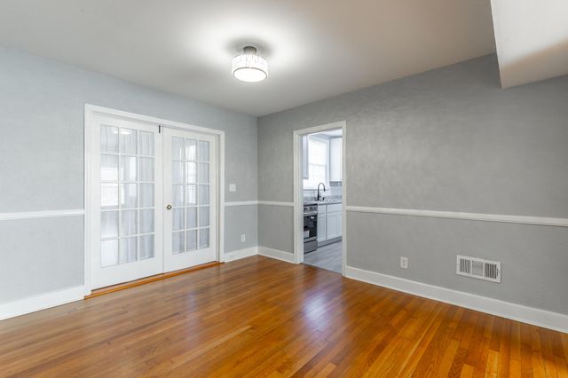 113 N Larchmont Avenue, Chattanooga, TN 37411