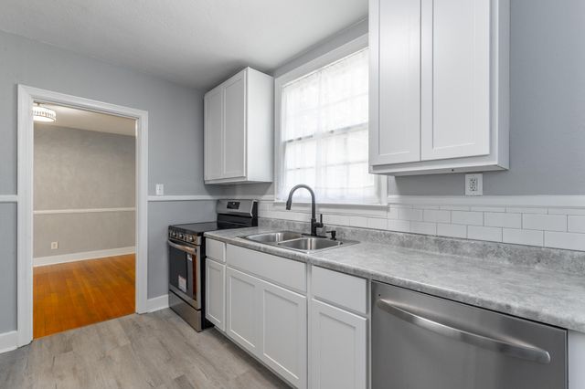 113 N Larchmont Avenue, Chattanooga, TN 37411