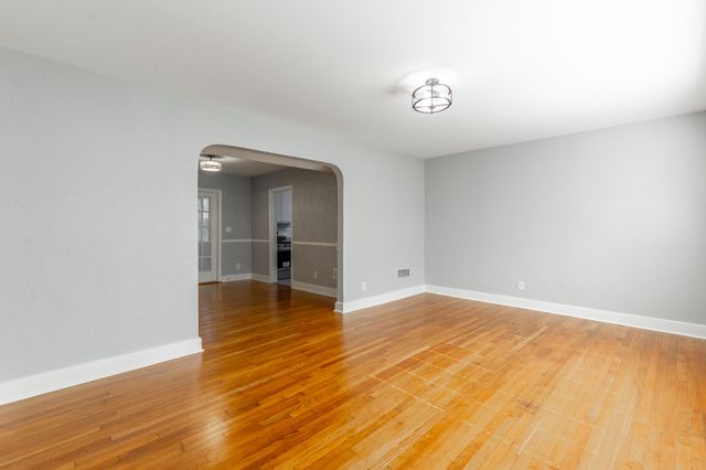 113 N Larchmont Avenue, Chattanooga, TN 37411