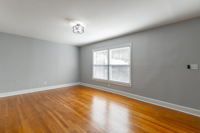 113 N Larchmont Avenue, Chattanooga, TN 37411