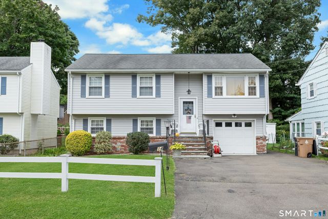 14 Hilltop Avenue, Stamford, CT 06907